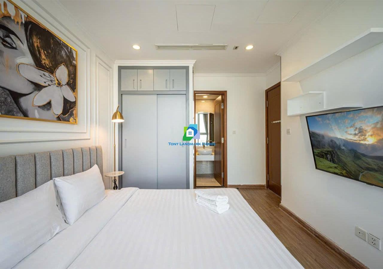 Vinhomes Luxury Haven Apartment